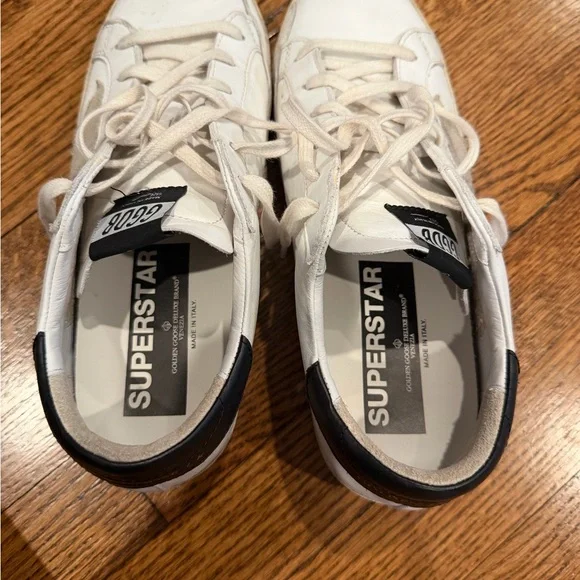 Golden Goose Superstar Low Top Sneaker - Picture 5 of 9